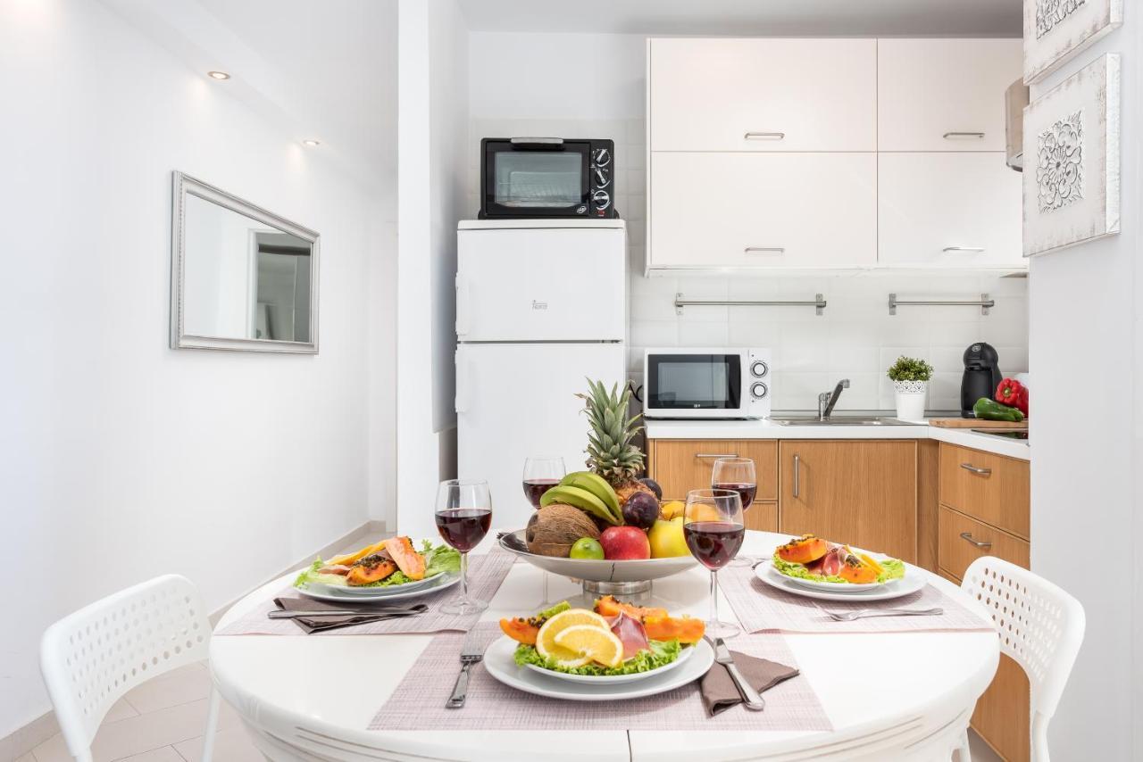 Gorgeous view 2 bedroom apartment Las Americas Arona  Buitenkant foto