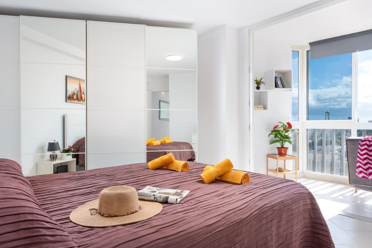 Gorgeous view 2 bedroom apartment Las Americas Arona  Buitenkant foto