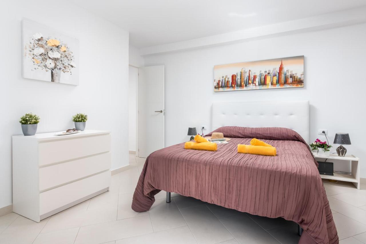 Gorgeous view 2 bedroom apartment Las Americas Arona  Buitenkant foto