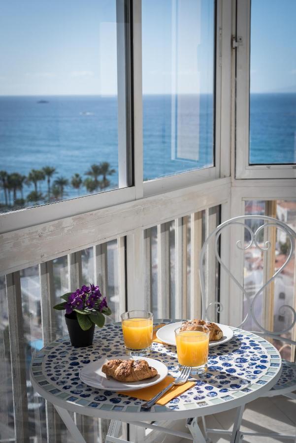 Gorgeous view 2 bedroom apartment Las Americas Arona  Buitenkant foto